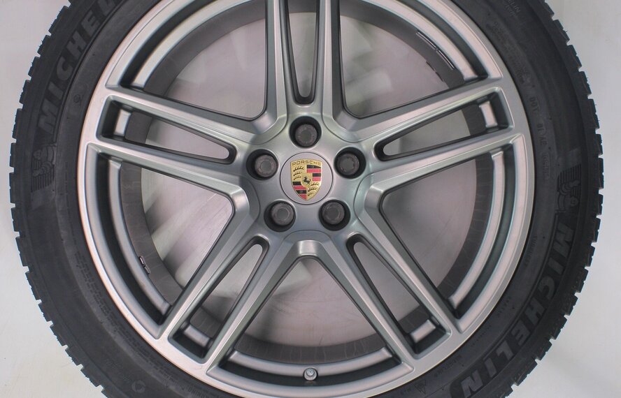 Porsche Porsche Macan II + III 95B 20 inch velgen Michelin Winterbanden Origineel
