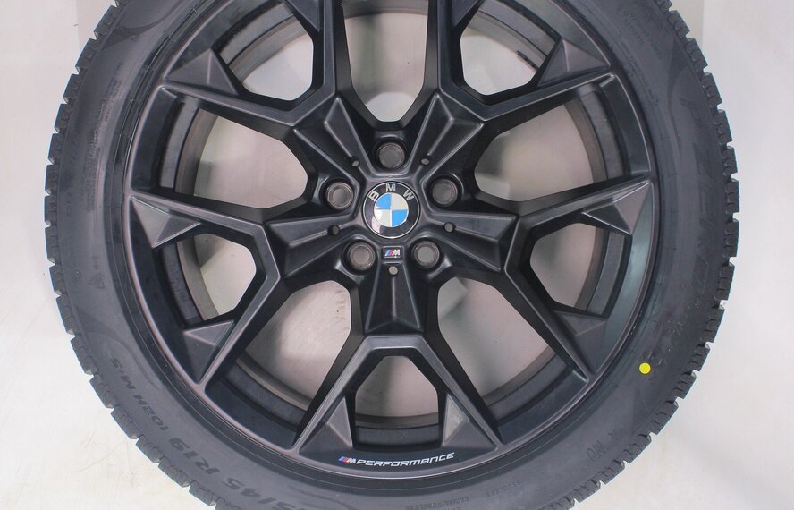 BMW BMW 5 serie i5 G60 G61 942M 19 inch velgen Pirelli Winterbanden Nieuw Origineel