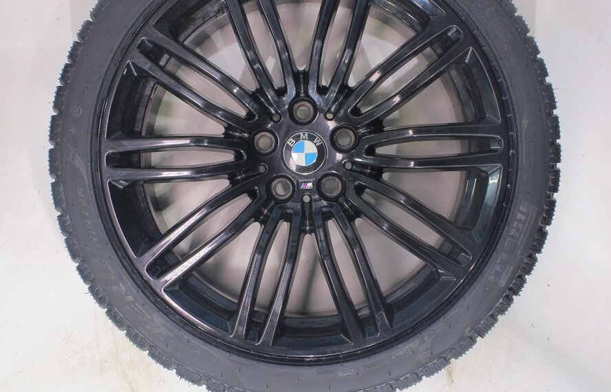 BMW BMW 5 serie G30 G31 8 serie G14 G15 G16 664M 19 inch velgen Pirelli Runflat Winterbanden Nieuw Origineel