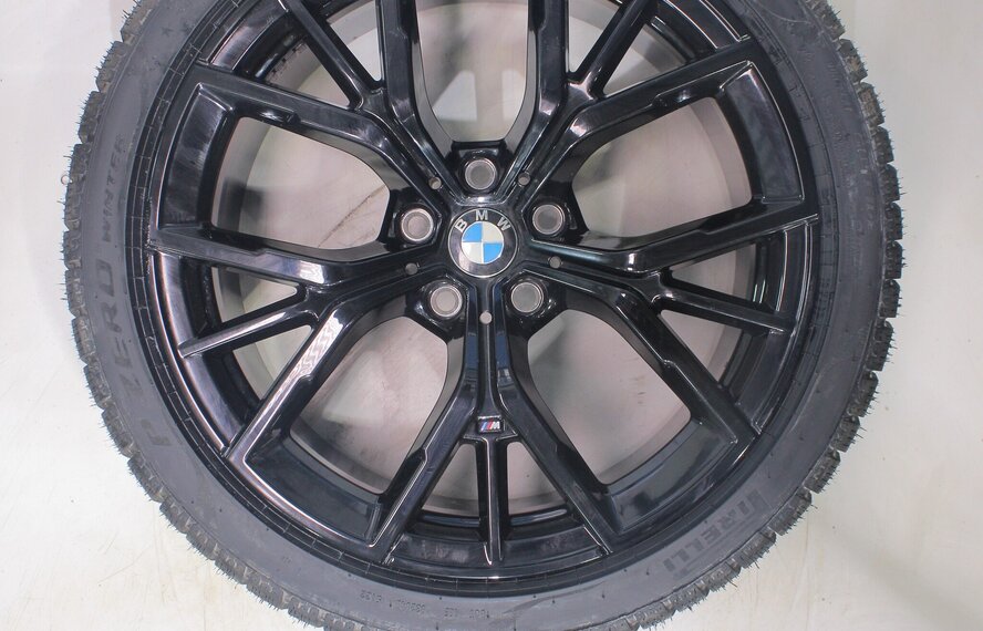 BMW BMW 5 serie G30 G31 8 serie G14 G15 G16 845M 19 inch velgen Pirelli Runflat Winterbanden Nieuw Origineel
