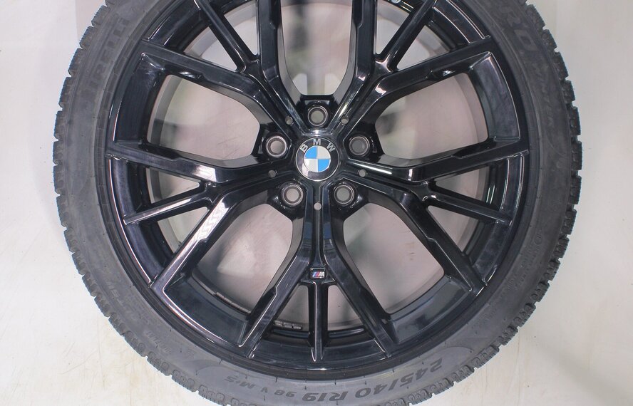 BMW BMW 5 serie G30 G31 8 serie G14 G15 G16 845M 19 inch velgen Pirelli Runflat Winterbanden Nieuw Origineel