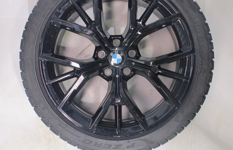 BMW BMW 5 serie G30 G31 8 serie G14 G15 G16 845M 19 inch velgen Pirelli Runflat Winterbanden Nieuw Origineel