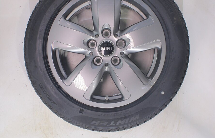 Mini Mini Clubman F54 517 16 inch velgen Pirelli Winterbanden Nieuw Origineel