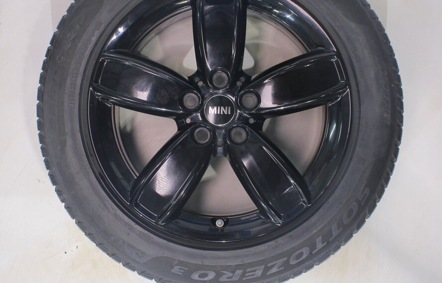 Mini Countryman F60 531 17 inch velgen Pirelli Winterbanden Origineel