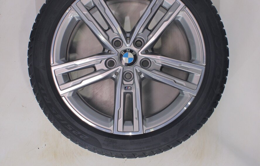 BMW BMW 1 2 serie F40 F44 2 serie Gran Coupe 550M 17 inch velgen Pirelli Runflat Winterbanden Origineel