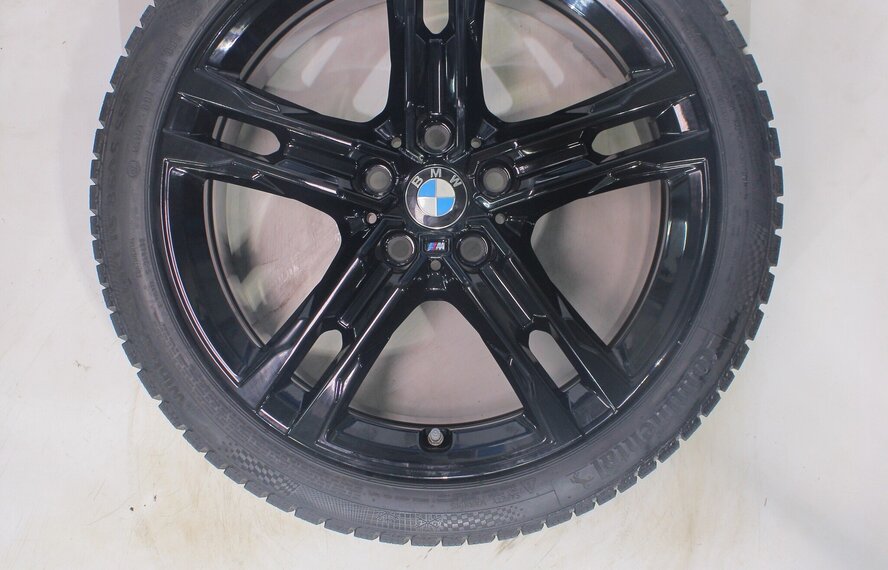 BMW BMW 1 2 serie F40 F44 2 serie Gran Coupe 556M 18 inch velgen Continental Runflat Winterbanden Origineel