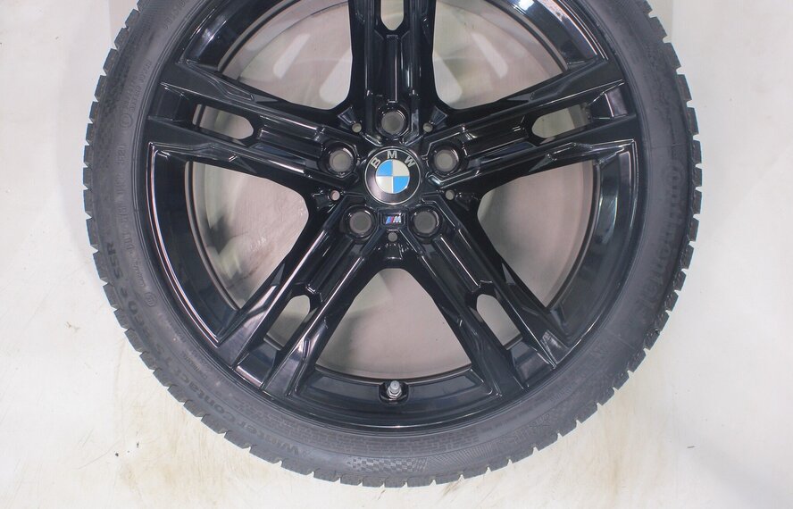 BMW BMW 1 2 serie F40 F44 2 serie Gran Coupe 556M 18 inch velgen Continental Runflat Winterbanden Origineel