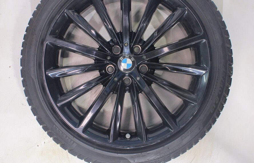 BMW BMW 5 serie G30 G31 8 serie G14 G15 G16 633 19 inch velgen Pirelli Runflat Winterbanden Origineel