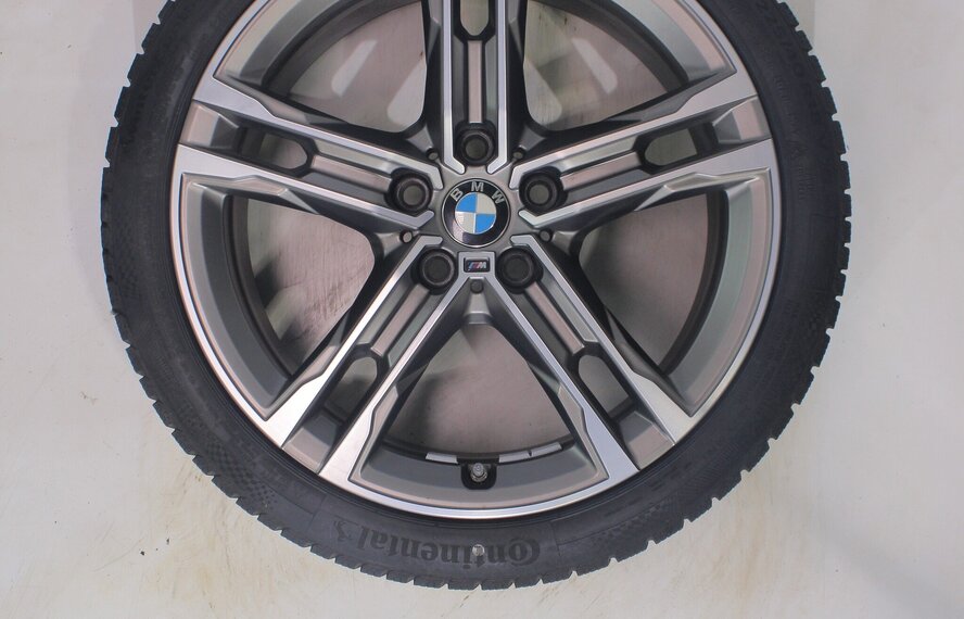 BMW BMW 1 2 serie F40 F44 2 serie Gran Coupe 556M 18 inch velgen Continental Runflat Winterbanden Origineel
