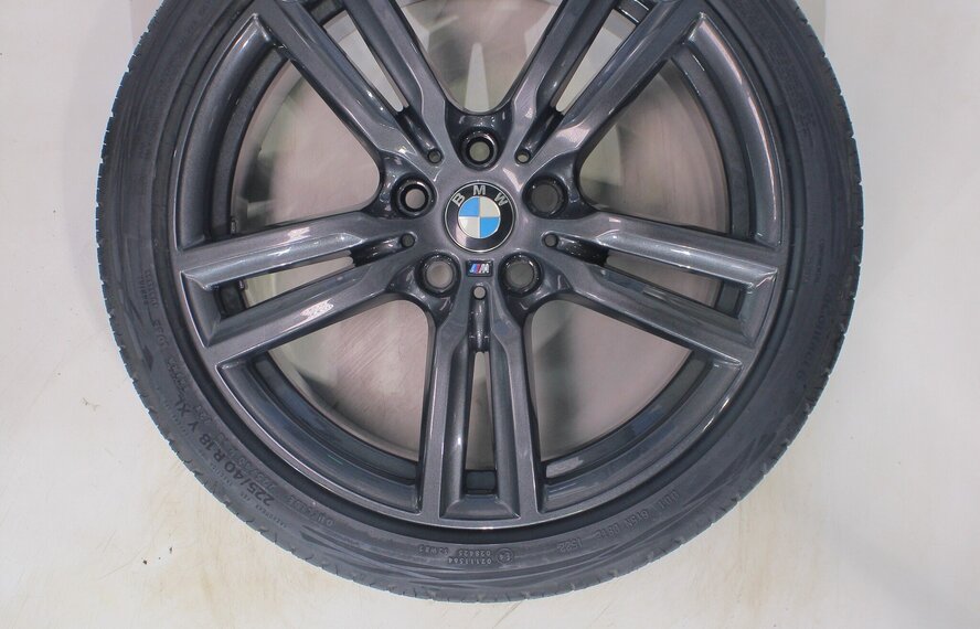 BMW BMW 1 2 serie F40 F44 2 serie Gran Coupe 486M 18 inch velgen Continental Zomerbanden Nieuw Origineel