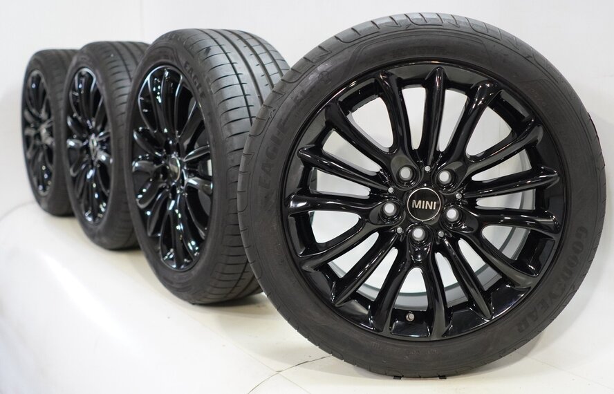 Mini Clubman F54 519 17 inch velgen Goodyear Zomerbanden Origineel