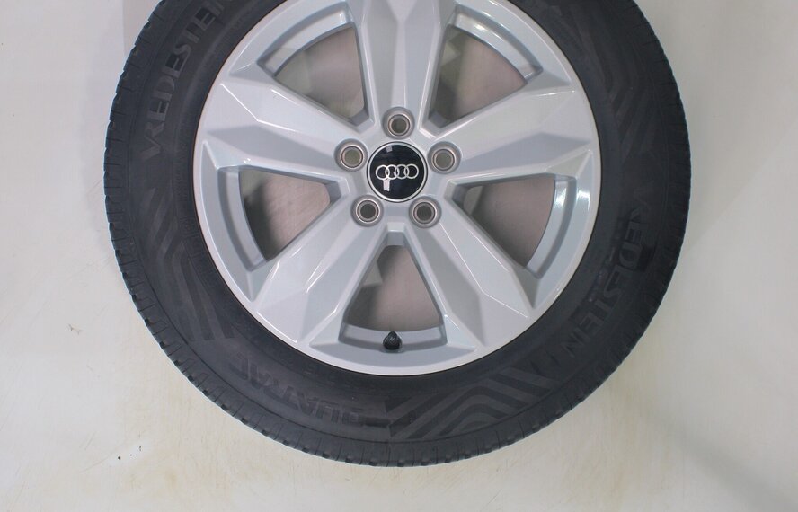 Audi Audi A1 S1 82A 8X 15 inch velgen Vredestein All-Season (4 seizoenen) Origineel