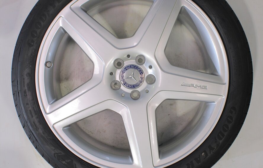 Mercedes Mercedes GLE ML W166 21 inch velgen Goodyear Zomerbanden Origineel