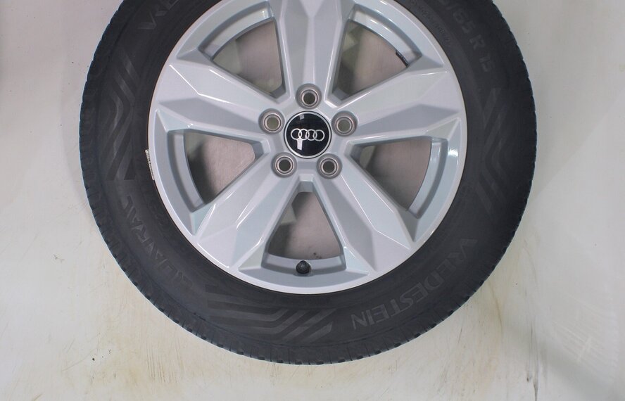 Audi Audi A1 S1 82A 8X 15 inch velgen Vredestein All-Season (4 seizoenen) Origineel