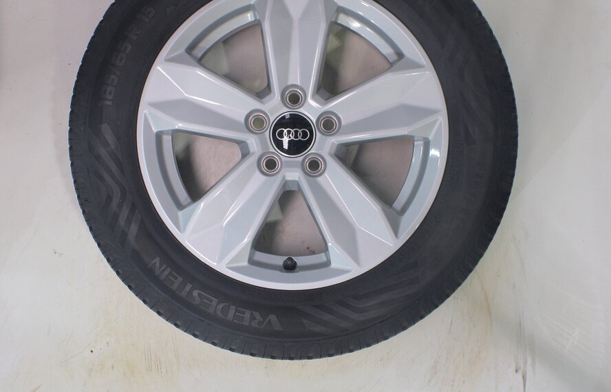 Audi Audi A1 S1 82A 8X 15 inch velgen Vredestein All-Season (4 seizoenen) Origineel