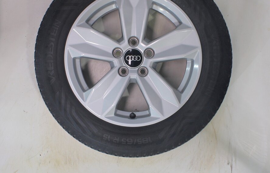Audi Audi A1 S1 82A 8X 15 inch velgen Vredestein All-Season (4 seizoenen) Origineel