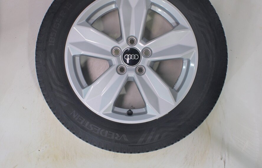 Audi Audi A1 S1 82A 8X 15 inch velgen Vredestein All-Season (4 seizoenen) Origineel