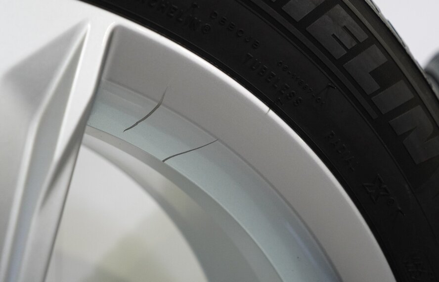 Audi Audi Q5 SQ5 80A 19 inch velgen Michelin Winterbanden Origineel