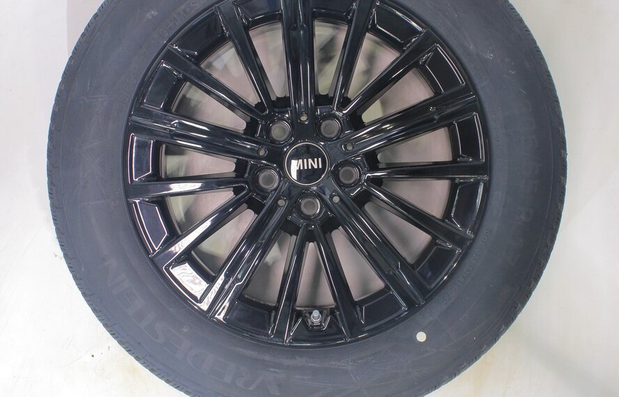 Mini Mini U25 Countryman 833 17 inch velgen Vredestein Winterbanden Nieuw Origineel
