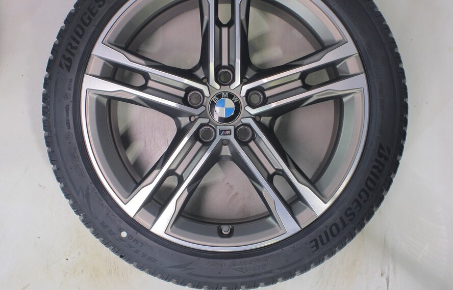 BMW BMW 1 serie 2 serie F70 F74 556M 18 inch velgen Bridgestone Winterbanden Nieuw Origineel