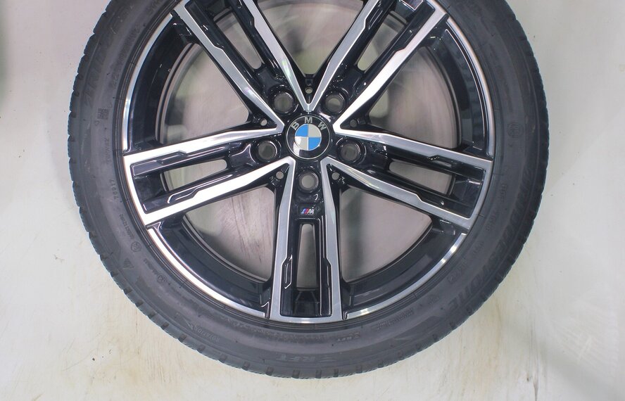 BMW BMW 1 2 serie F40 F44 2 serie Gran Coupe 550M 17 inch velgen Bridgestone Runflat Winterbanden Origineel
