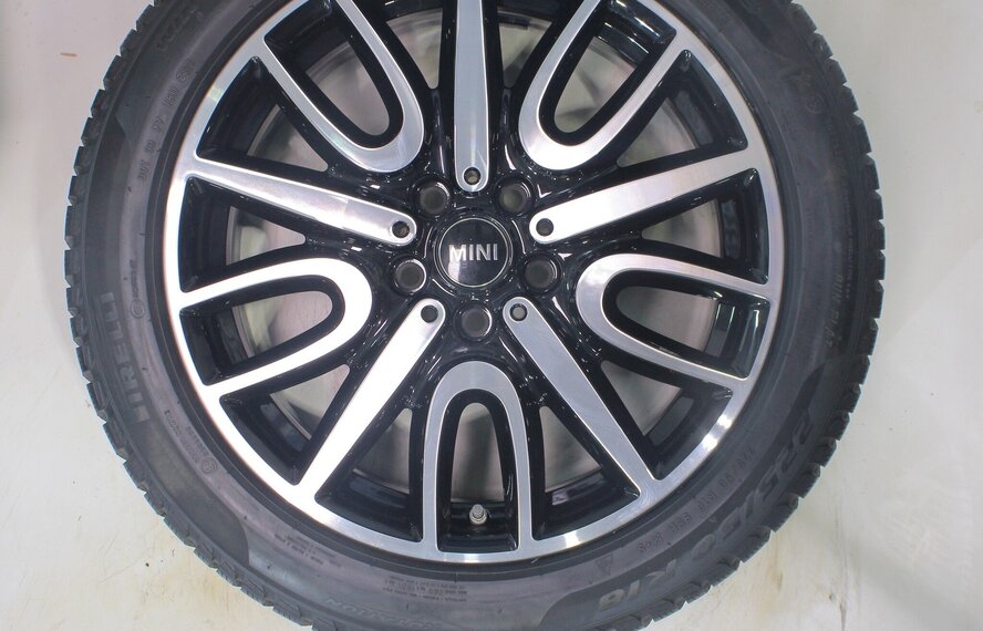 Mini Mini Countryman F60 JCW529 18 inch velgen Pirelli Runflat Winterbanden Origineel