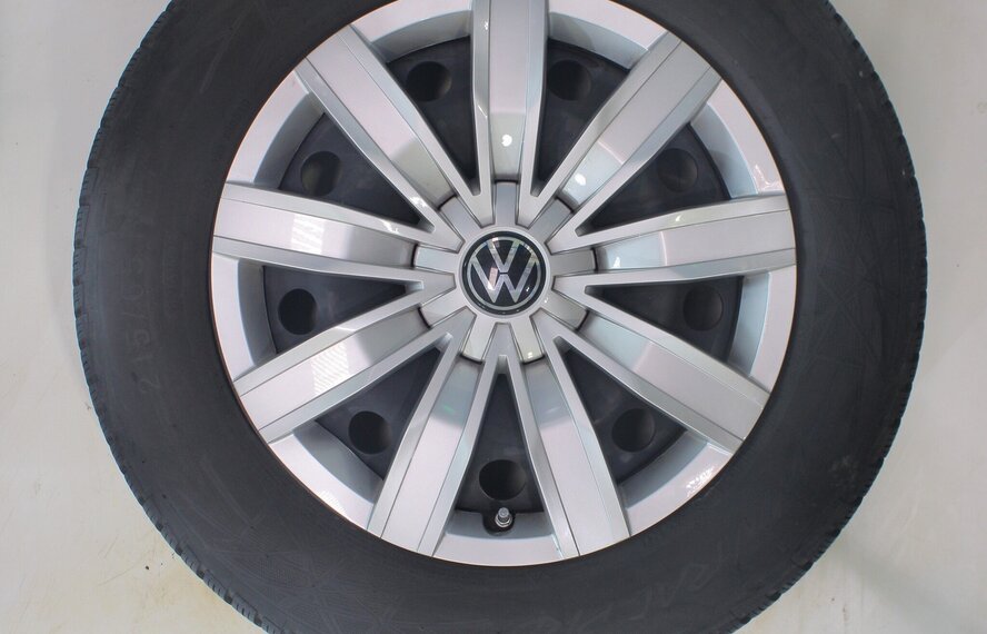 Volkswagen Volkswagen Tiguan II 17 inch velgen Vredestein Winterbanden Origineel