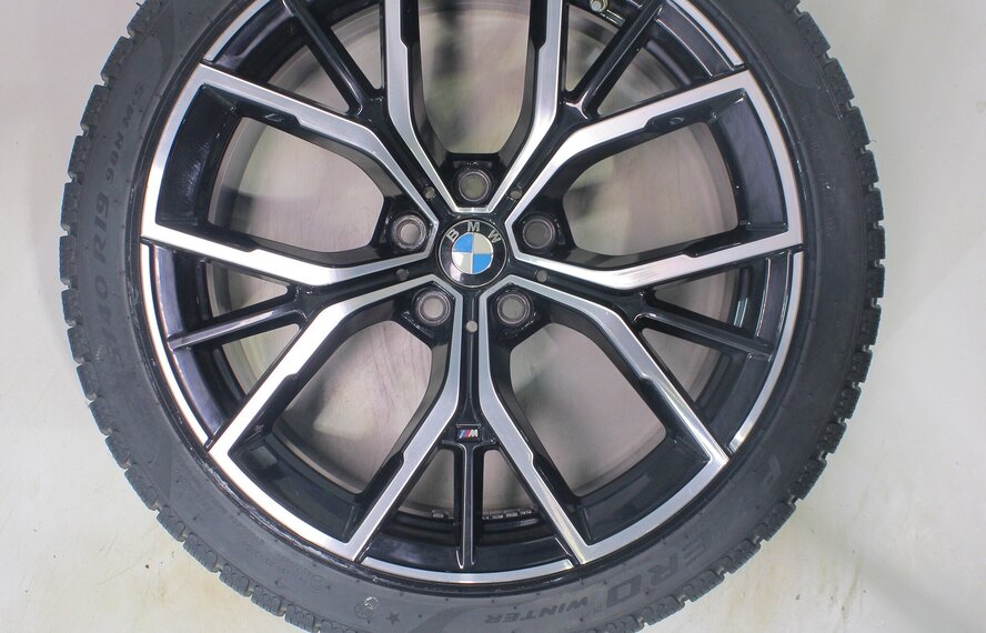 BMW BMW 5 serie G30 G31 8 serie G14 G15 G16 845M 19 inch velgen Pirelli Runflat Winterbanden Nieuw Origineel
