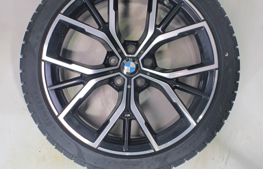 BMW BMW 5 serie G30 G31 8 serie G14 G15 G16 845M 19 inch velgen Pirelli Runflat Winterbanden Nieuw Origineel