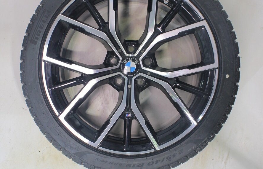 BMW BMW 5 serie G30 G31 8 serie G14 G15 G16 845M 19 inch velgen Pirelli Runflat Winterbanden Nieuw Origineel