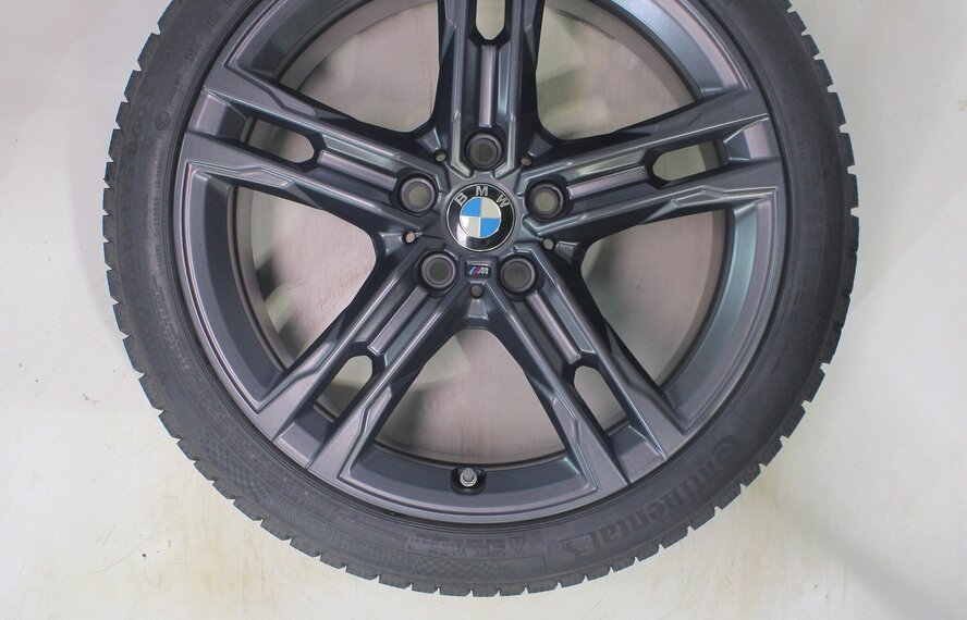 BMW BMW 1 2 serie F40 F44 2 serie Gran Coupe 556M 18 inch velgen Continental Runflat Winterbanden Origineel