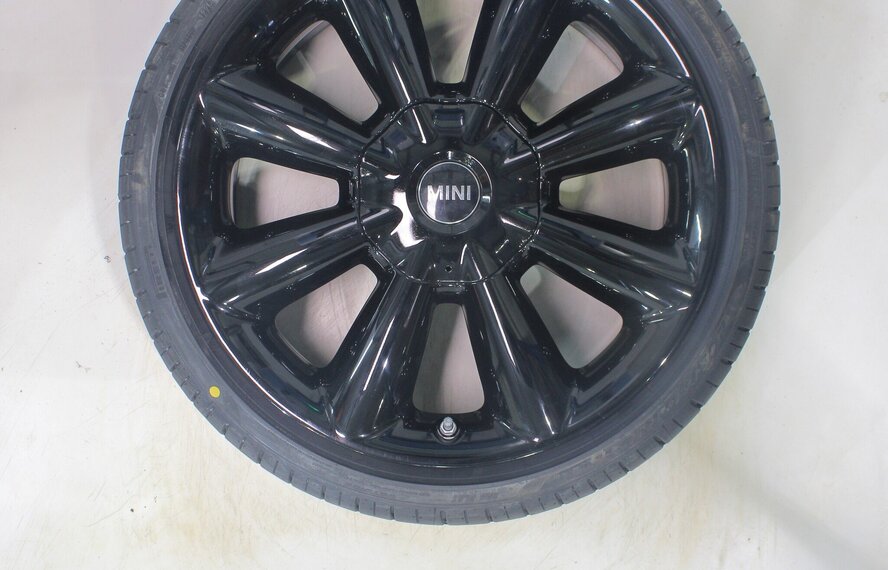 Mini Cooper / S / One / Cabrio F55 F56 F57 507 18 inch velgen Pirelli Runflat Zomerbanden Origineel