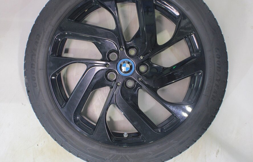BMW BMW i3s 428 19 inch velgen Goodyear Winterbanden Origineel