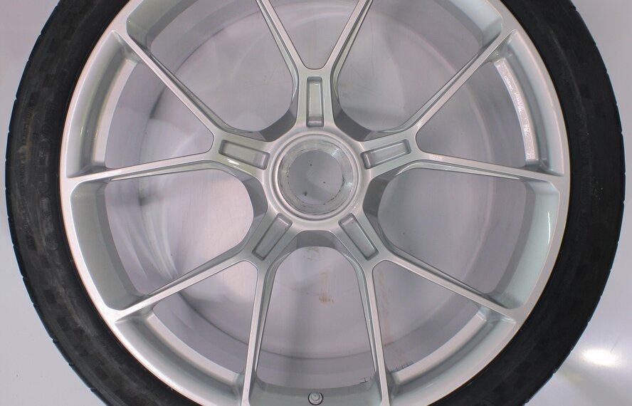 Porsche Porsche 911 992 GTS Turbo S GT3 20 & 21 inch velgen Michelin Zomerbanden Nieuw Origineel