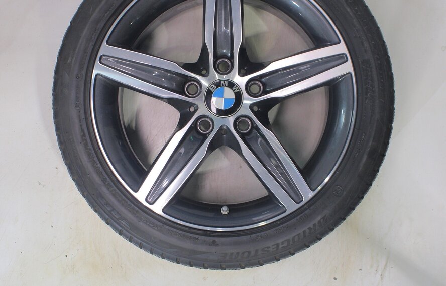 BMW BMW 1 2 serie F20 F21 F22 F23 379 17 inch velgen Bridgestone Runflat Winterbanden Nieuw Origineel