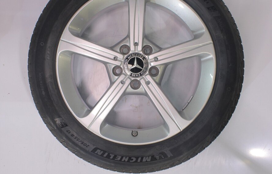 Mercedes Mercedes A B CLA Klasse W177 C118 W247 17 inch velgen Michelin Winterbanden Origineel