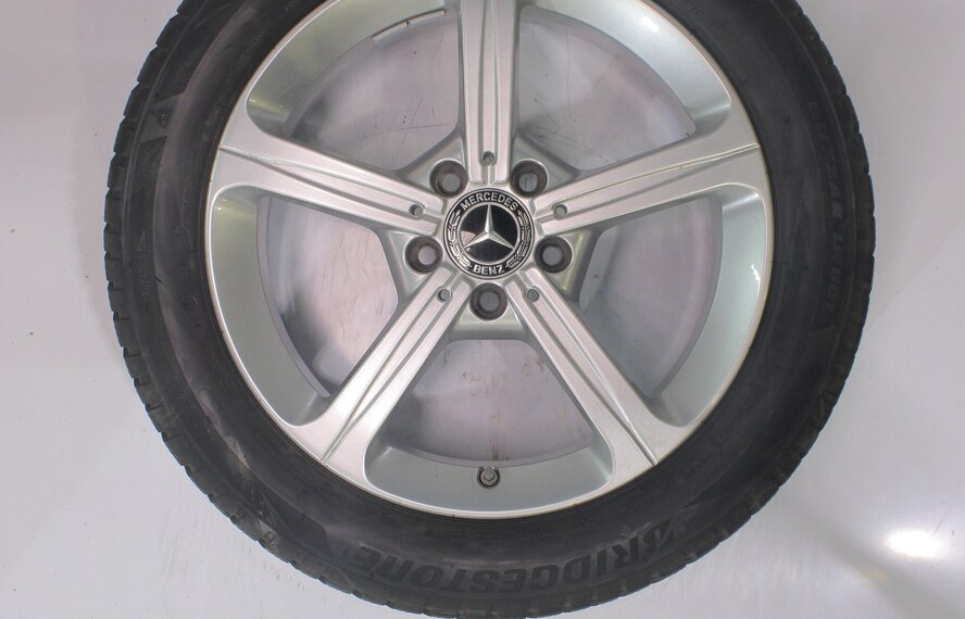 Mercedes Mercedes A B CLA Klasse W177 C118 W247 17 inch velgen Bridgestone Winterbanden Origineel