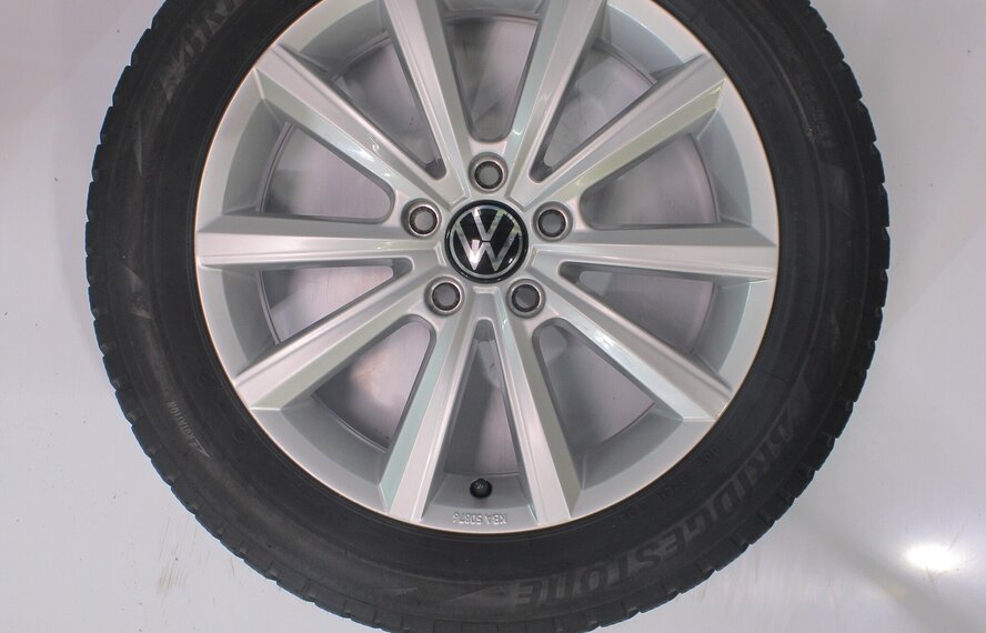 Volkswagen Volkswagen Arteon Passat Merano 17 inch velgen Bridgestone Winterbanden Nieuw Origineel