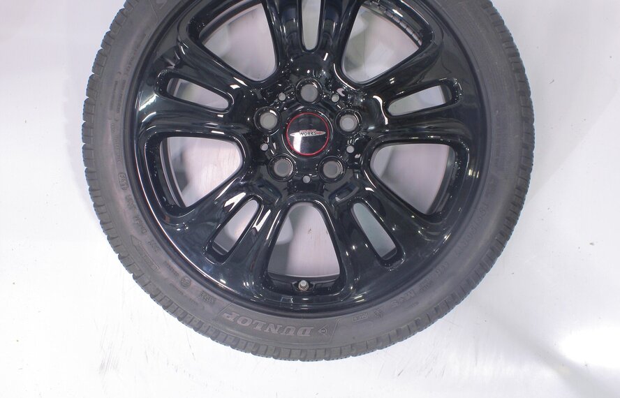 Mini Cooper / S / One / Cabrio F55 F56 F57 JCW510 17 inch velgen Dunlop Runflat Winterbanden Origineel