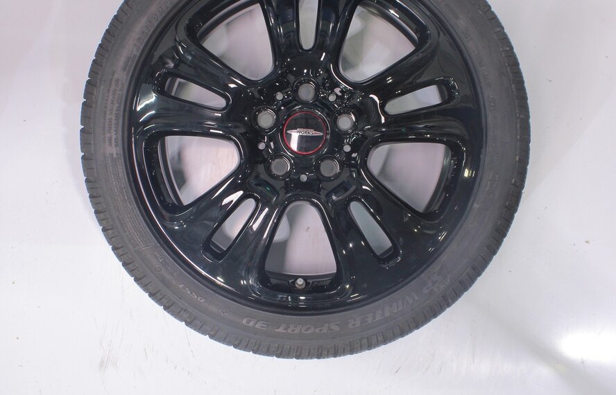 Mini Mini Cooper / S / One / Cabrio F55 F56 F57 JCW510 17 inch velgen Dunlop Runflat Winterbanden Origineel