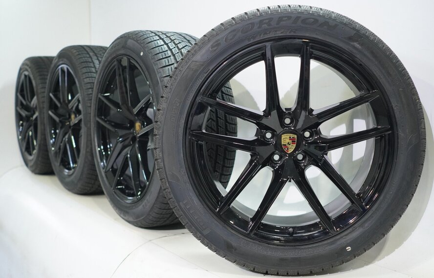 Porsche Porsche Macan II + III 95B 20 inch velgen Pirelli Winterbanden Nieuw Origineel