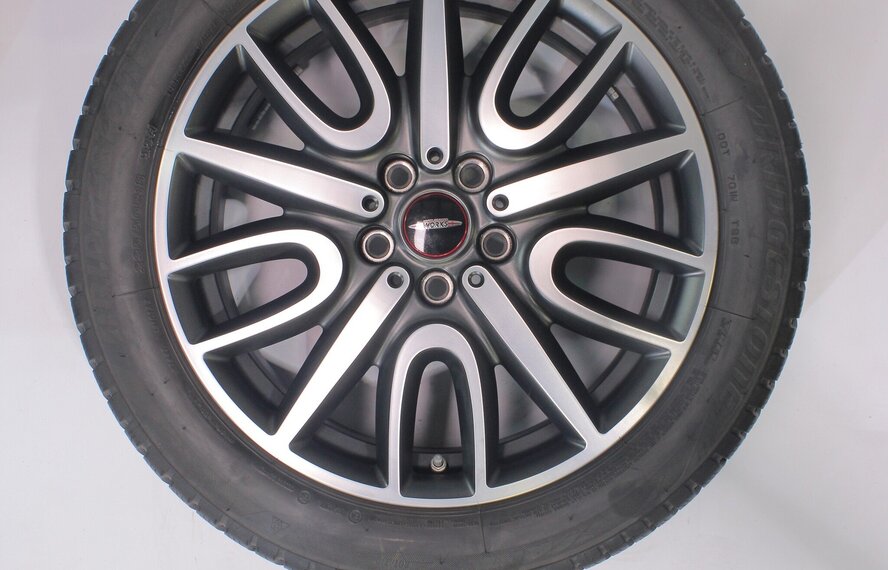 Mini Mini Countryman F60 JCW529 18 inch velgen Bridgestone Runflat Winterbanden Origineel
