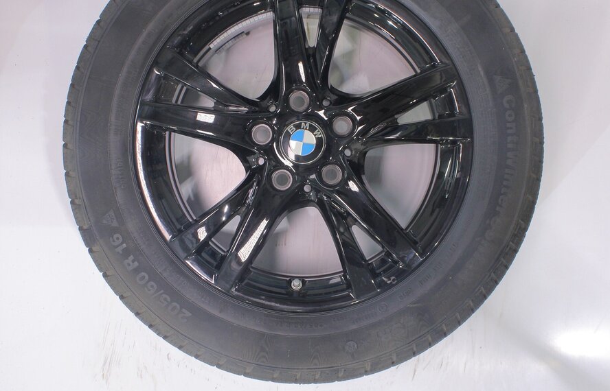 BMW BMW 2 serie F45 F46 Active Gran Tourer 473 16 inch velgen Continental Runflat Winterbanden Nieuw Origineel
