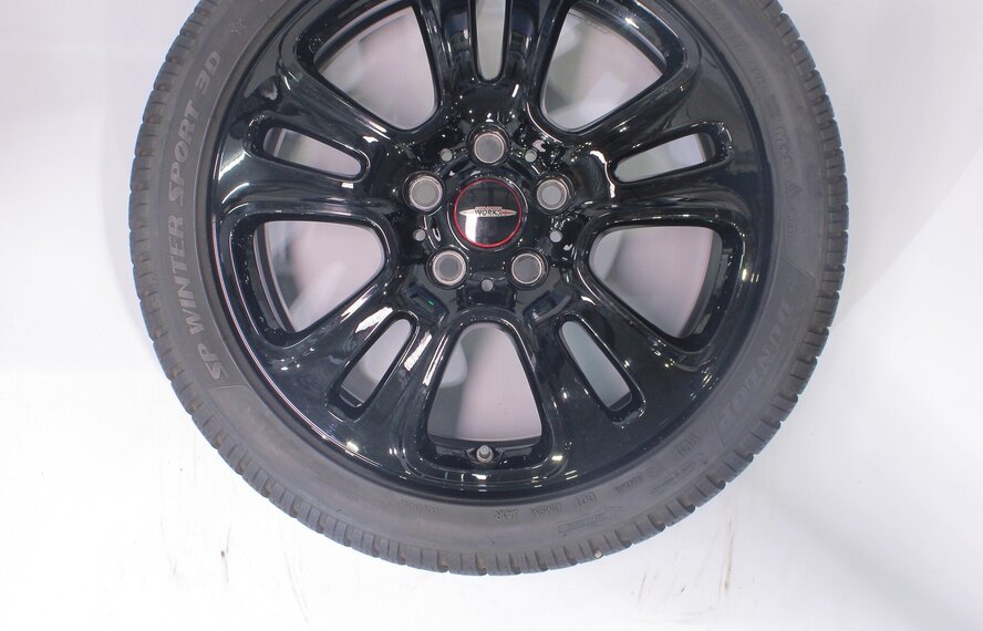 Mini Cooper / S / One / Cabrio F55 F56 F57 JCW510 17 inch velgen Dunlop Runflat Winterbanden Origineel