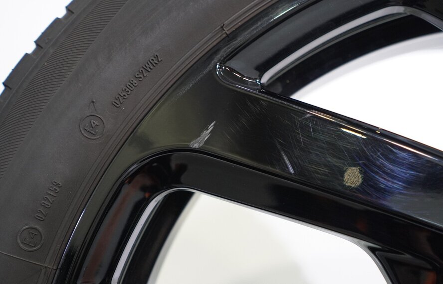 BMW BMW i3s 428 19 inch velgen Bridgestone Winterbanden Origineel