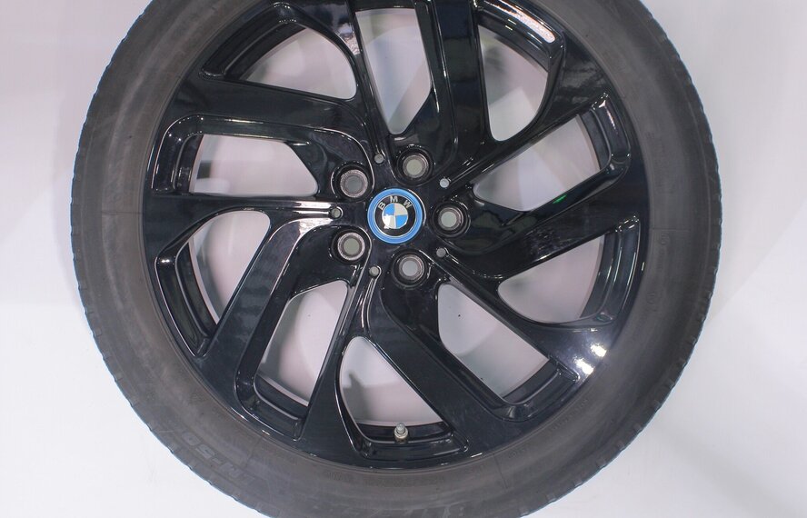 BMW BMW i3s 428 19 inch velgen Bridgestone Winterbanden Origineel