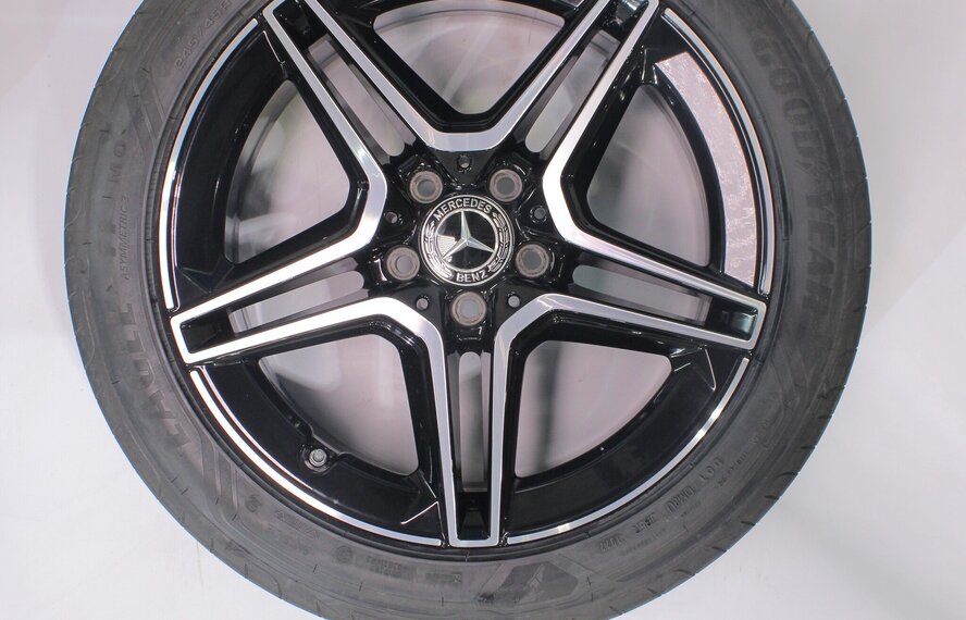 Mercedes Mercedes E Klasse W213 S213 18 inch velgen Goodyear Zomerbanden Origineel