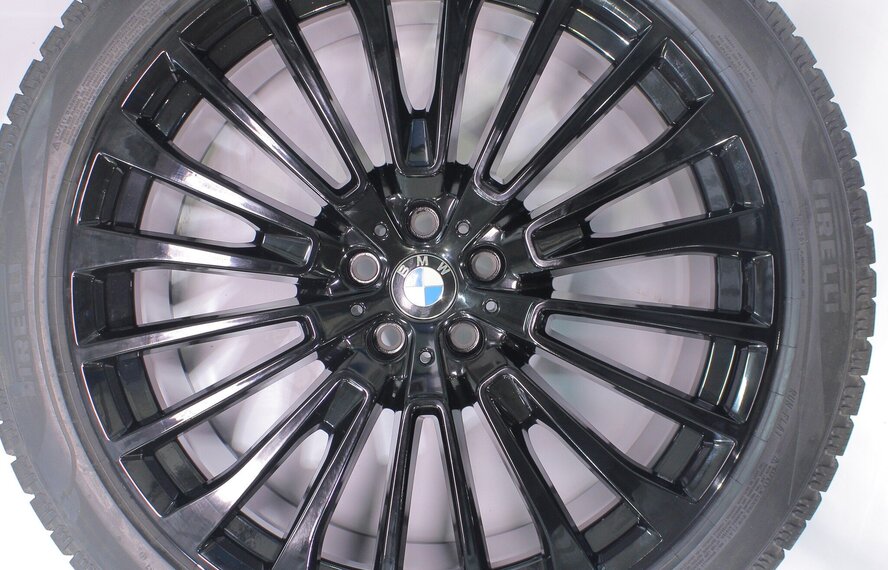 BMW BMW X7 G07 757 22 inch velgen Pirelli Runflat Winterbanden Origineel