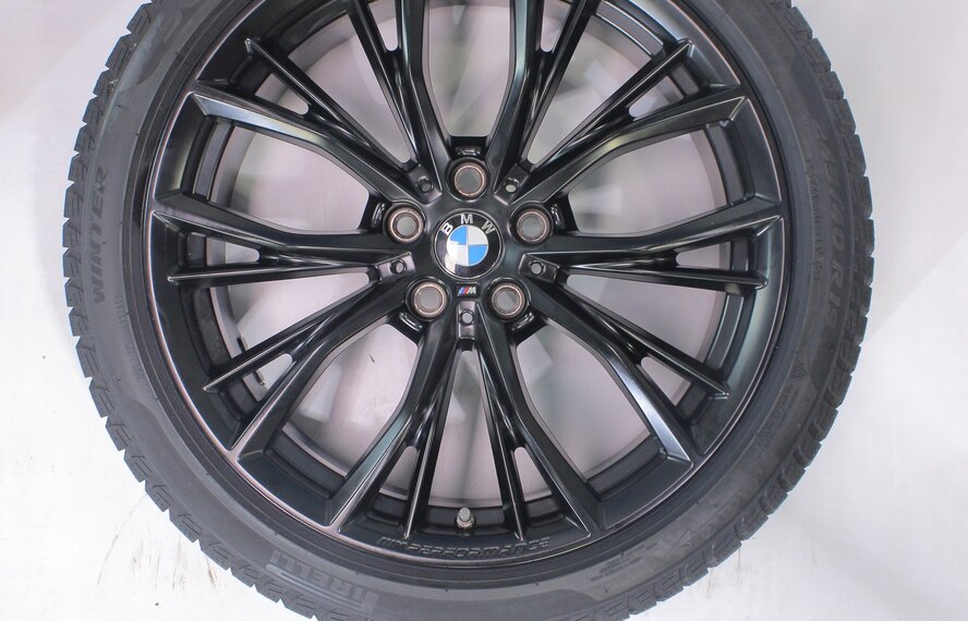 BMW BMW 5 serie G30 G31 8 serie G14 G15 G16 786M 19 inch velgen Pirelli Runflat Winterbanden Nieuw Origineel