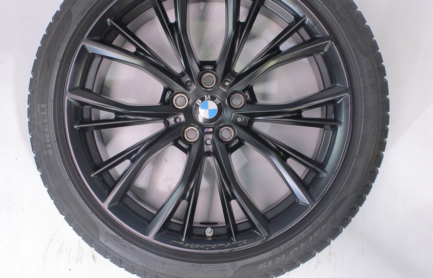 BMW BMW 5 serie G30 G31 8 serie G14 G15 G16 786M 19 inch velgen Pirelli Runflat Winterbanden Nieuw Origineel